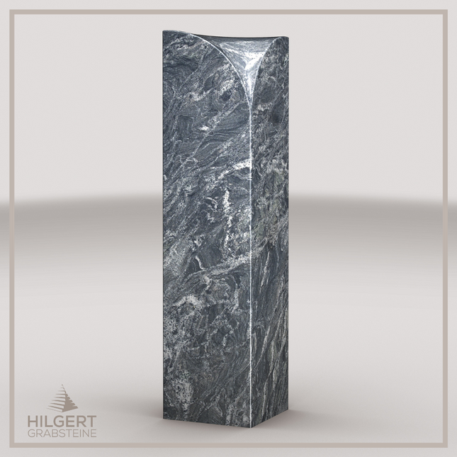 HO-LI-B083 | Hilgert Grabsteine | Stehender Grabstein aus Granit | auch als Urnengrabstein