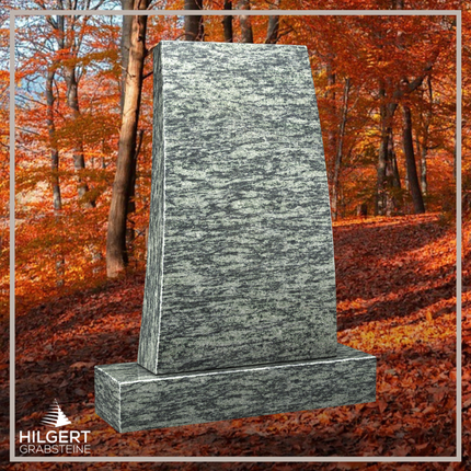 HO-LI-C083 | Hilgert Grabsteine | Stehender Grabstein aus Granit | auch als Urnengrabstein