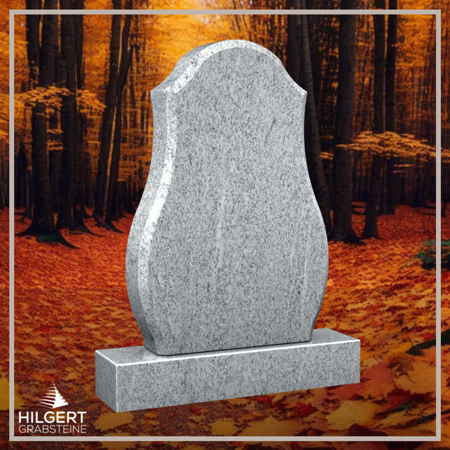 HO-LI-C013 | Hilgert Grabsteine | Stehender Grabstein aus Granit | auch als Urnengrabstein