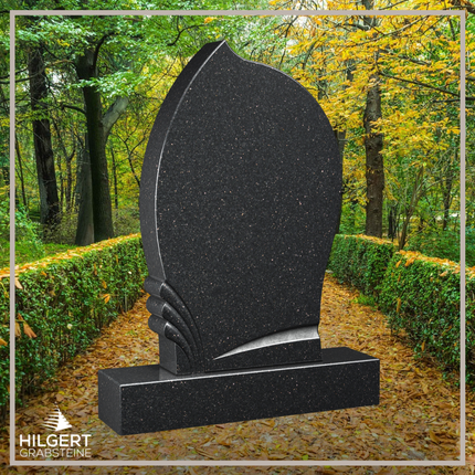 HO-LI-D134 | Hilgert Grabsteine | Stehender Grabstein aus Granit | auch als Urnengrabstein