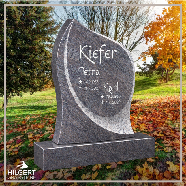 HO-LI-D183 | Hilgert Grabsteine | Stehender Grabstein aus Granit | auch als Urnengrabstein