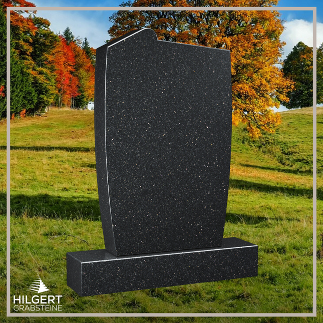 HO-LI-A020 | Hilgert Grabsteine | Stehender Grabstein aus Granit | auch als Urnengrabstein