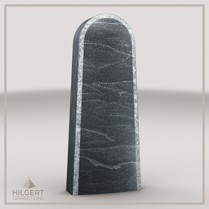 HO-LI-C114 | Hilgert Grabsteine | Stehender Grabstein aus Granit | auch als Urnengrabstein