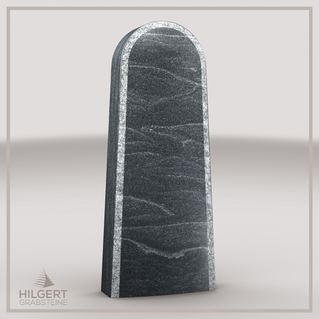 HO-LI-C114 | Hilgert Grabsteine | Stehender Grabstein aus Granit | auch als Urnengrabstein
