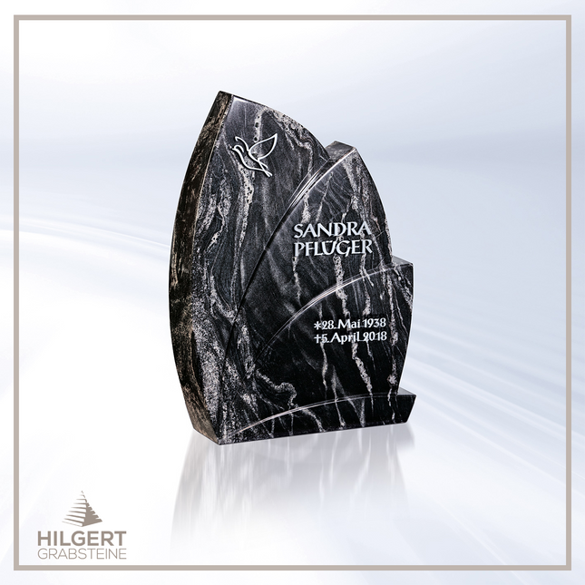 HO-HA-C22 | Hilgert Grabsteine | Stehender Grabstein aus Naturstein