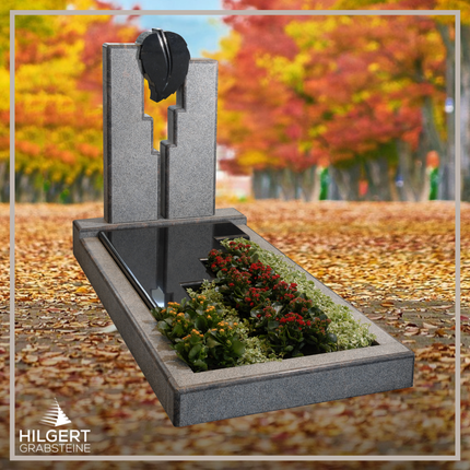 FA-GR-0926 | Hilgert Grabsteine | Familiengrabanlage aus Granit