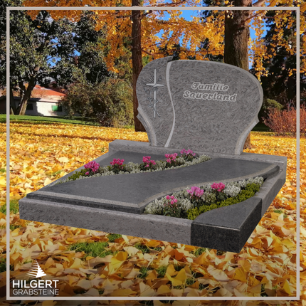 FA-GR-11-2010045 | Hilgert Grabsteine | Familiengrabanlage aus Granit