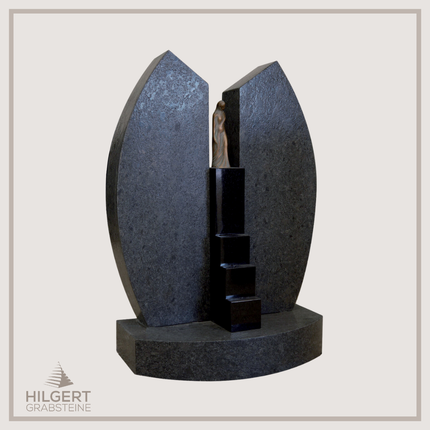 HO-DA-1288 | Hilgert Grabsteine | Stehender Grabstein aus Naturstein