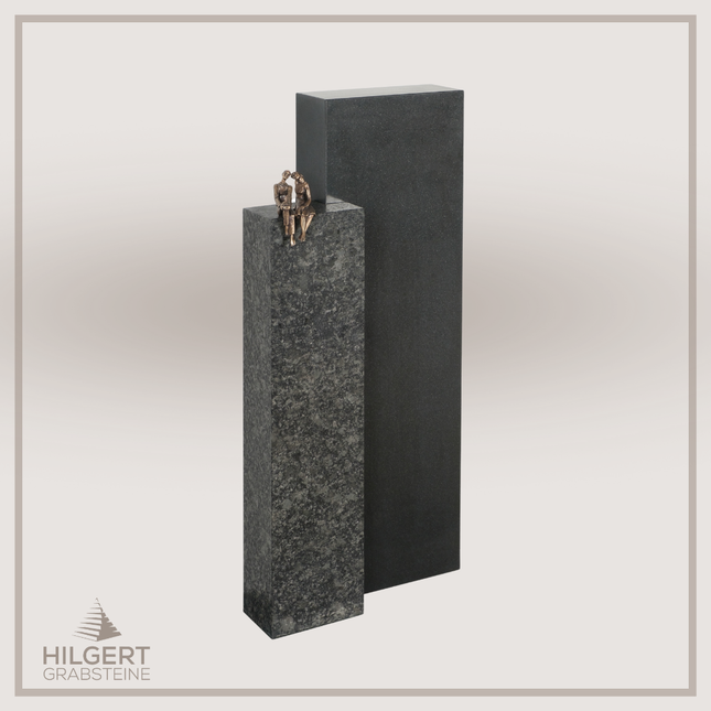 HO-DA-40-21 | Hilgert Grabsteine | Stehender Grabstein aus Naturstein