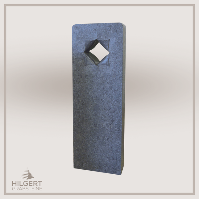 HO-DA-48-12 | Hilgert Grabsteine | Stehender Grabstein aus Naturstein