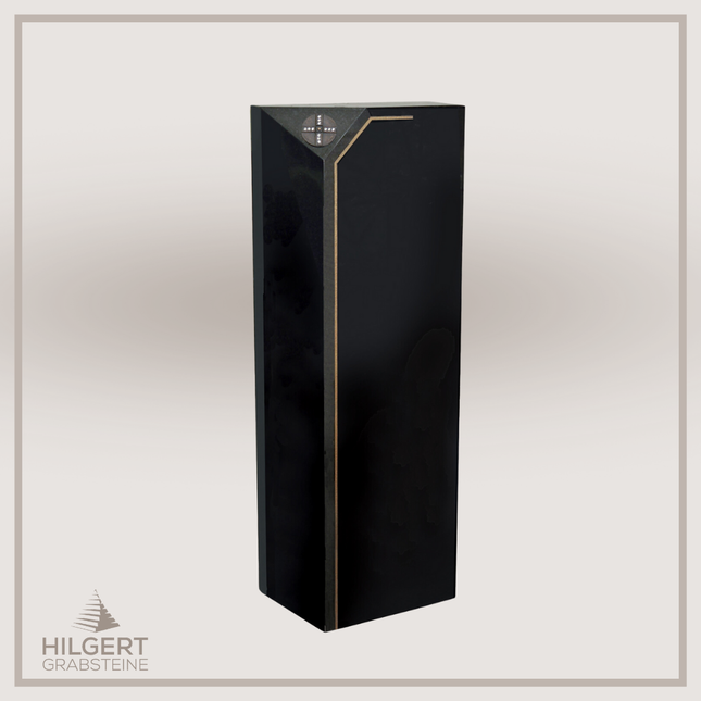 HO-DA-56-12 | Hilgert Grabsteine | Stehender Grabstein aus Naturstein