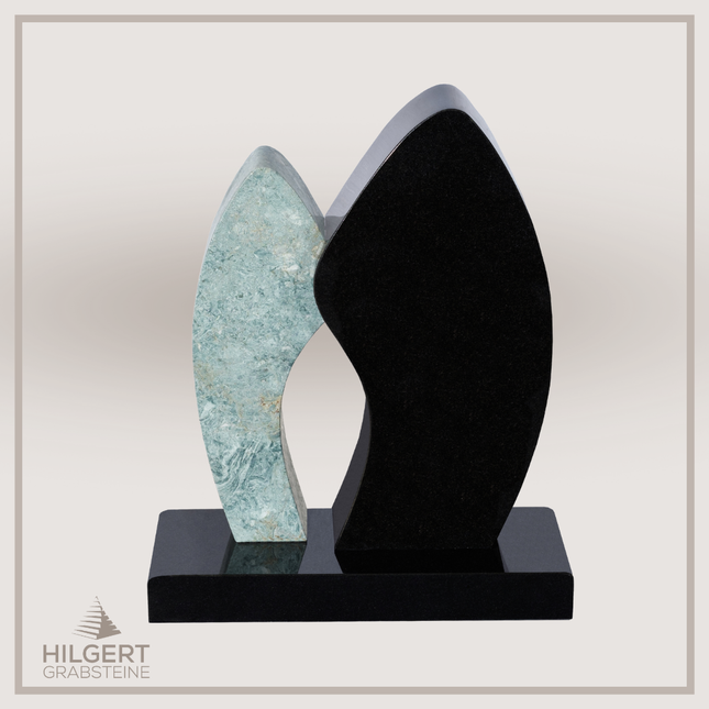HO-DA-AB18-06 | Hilgert Grabsteine | Stehender Grabstein aus Naturstein
