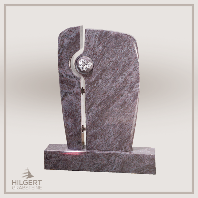 HO-GR-002259 | Hilgert Grabsteine | Stehender Grabstein aus Naturstein