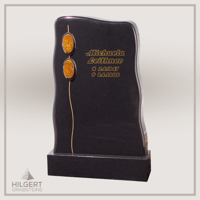 HO-GR-002290 | Hilgert Grabsteine | Stehender Grabstein aus Naturstein