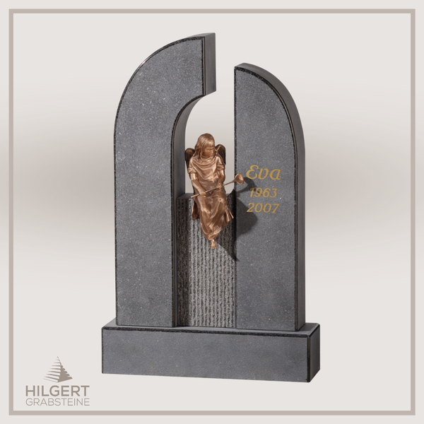 HO-GR-002472 | Hilgert Grabsteine | Stehender Grabstein aus Naturstein
