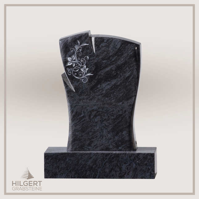 HO-GR-002717 | Hilgert Grabsteine | Stehender Grabstein aus Naturstein