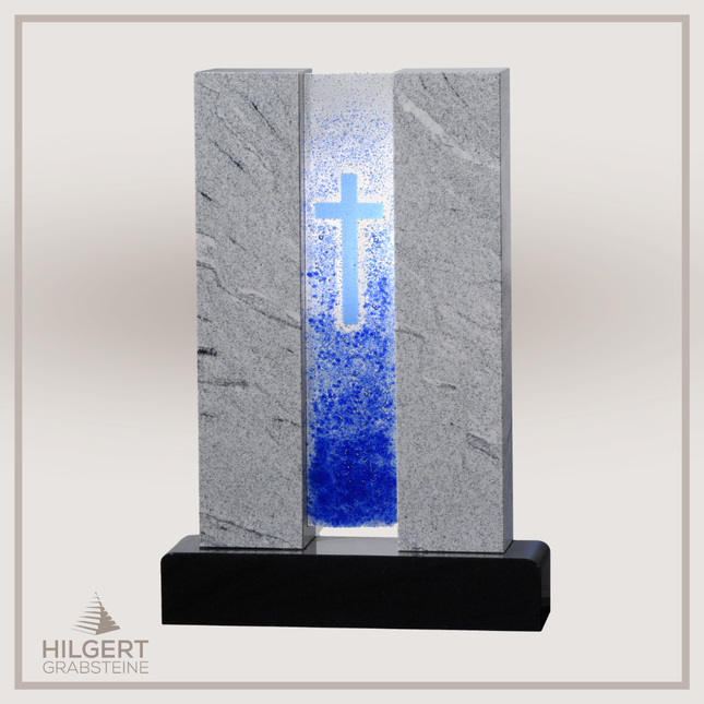 HO-GR-002773 | Hilgert Grabsteine | Stehender Grabstein aus Naturstein