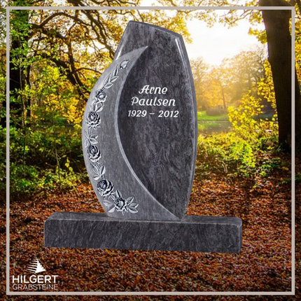 HO-GR-002808 | Hilgert Grabsteine | Stehender Grabstein aus Naturstein