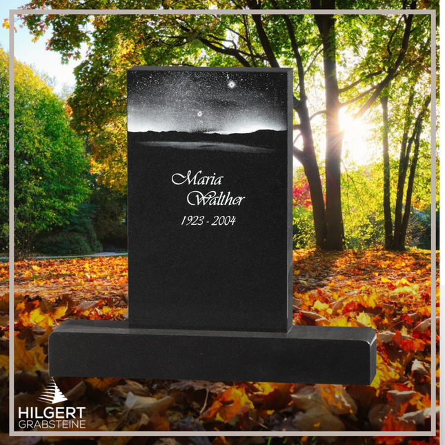 HO-GR-002925 | Hilgert Grabsteine | Stehender Grabstein aus Naturstein