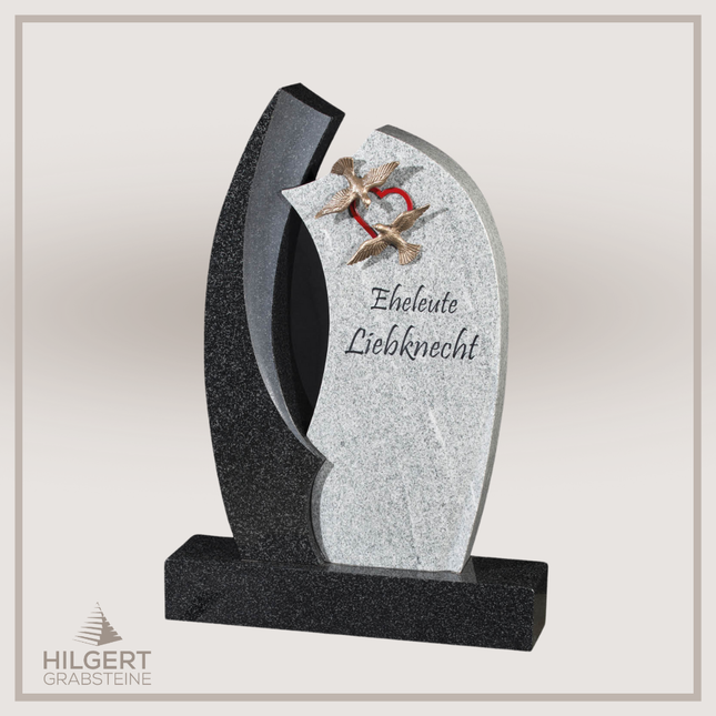 HO-GR-003093 | Hilgert Grabsteine | Stehender Grabstein aus Naturstein