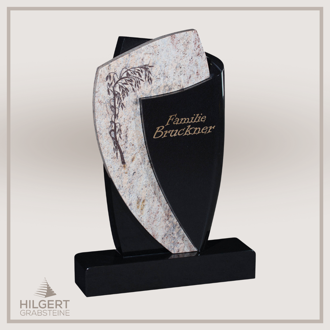 HO-GR-003102 | Hilgert Grabsteine | Stehender Grabstein aus Naturstein