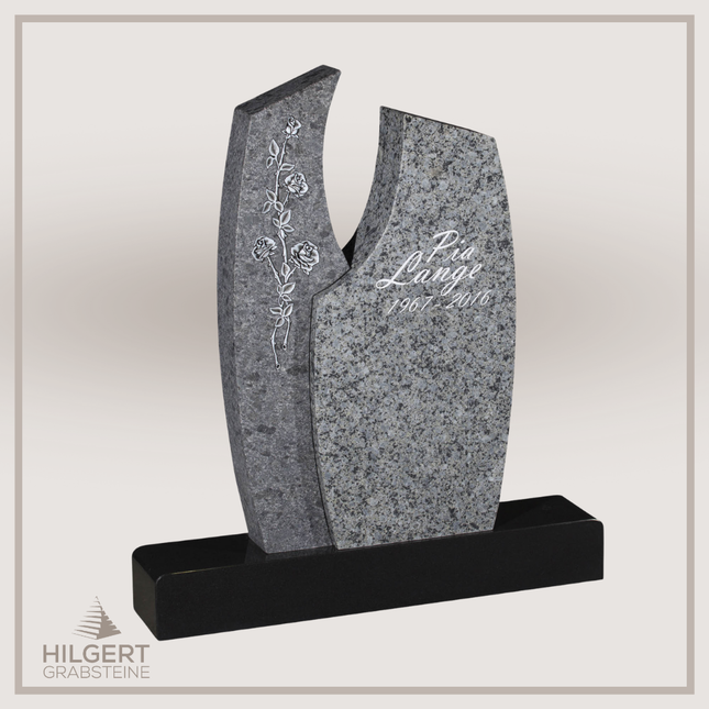 HO-GR-003145 | Hilgert Grabsteine | Stehender Grabstein aus Naturstein