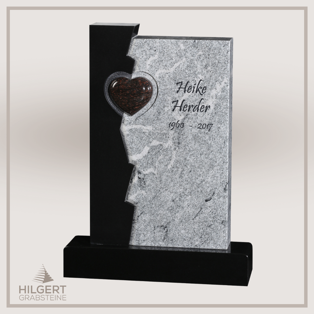 HO-GR-003190 | Hilgert Grabsteine | Stehender Grabstein aus Naturstein