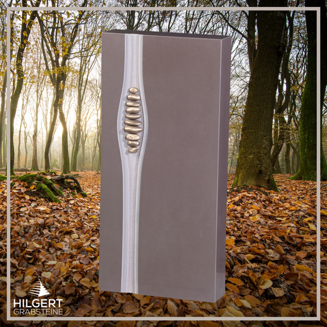 HO-GR-003376 | Hilgert Grabsteine | Stehender Grabstein aus Naturstein