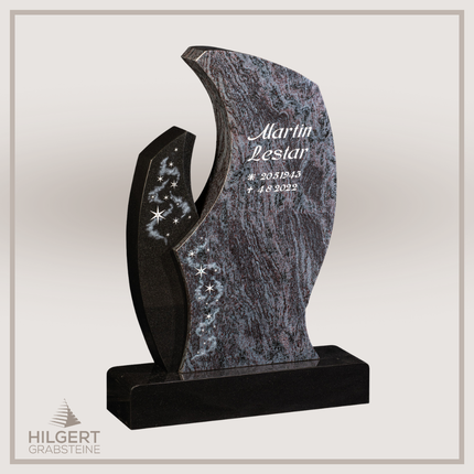 HO-GR-003383 | Hilgert Grabsteine | Stehender Grabstein aus Naturstein