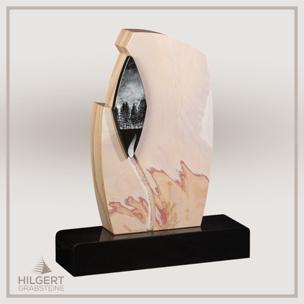 HO-GR-003392 | Hilgert Grabsteine | Stehender Grabstein aus Naturstein