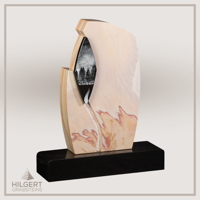 HO-GR-003392 | Hilgert Grabsteine | Stehender Grabstein aus Naturstein