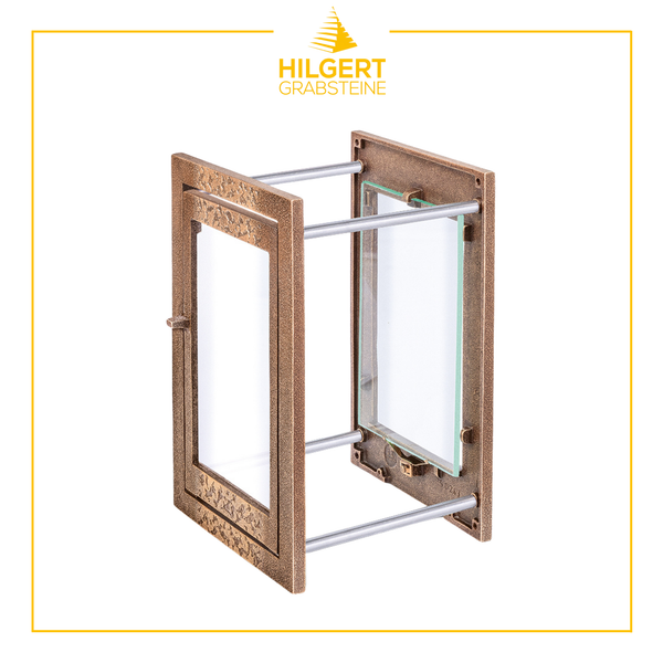LA-ST-40299-b | Grablaterne | Hilgert Grabsteine