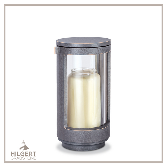 LA-ST-40314-40367 | Hilgert Grabsteine | Laterne