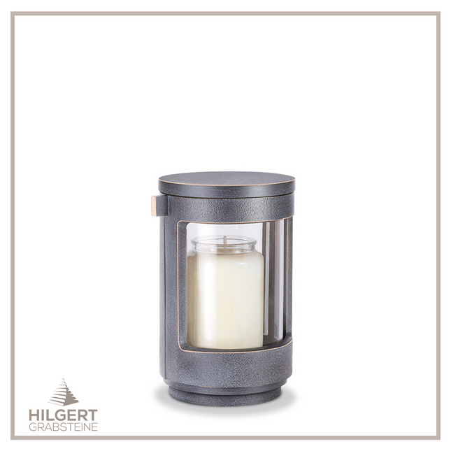 LA-ST-40314-40367 | Hilgert Grabsteine | Laterne
