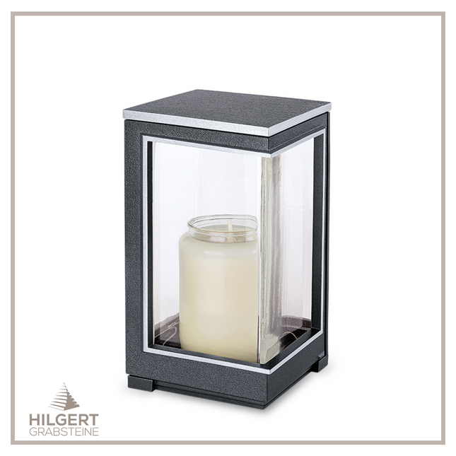 LA-ST-40377-40405 | Hilgert Grabsteine | Laterne
