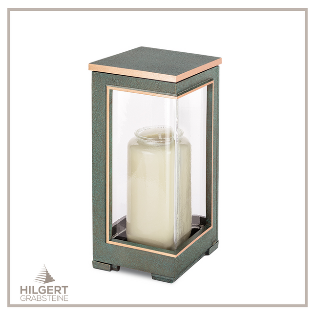 LA-ST-40377-40405 | Hilgert Grabsteine | Laterne
