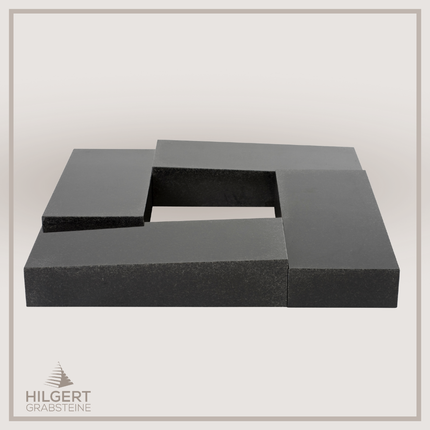 UR-DA-SF2010.44 | Hilgert Grabsteine | Urnengrabstein aus Granit