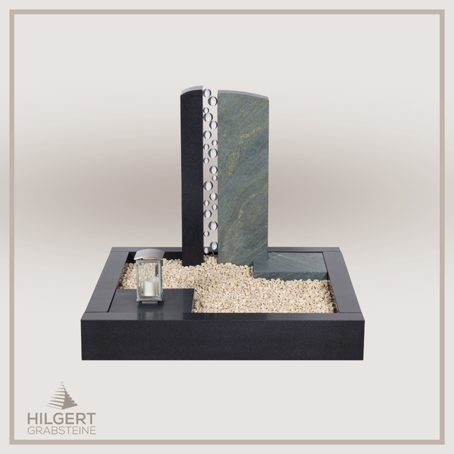 UR-DA-SFUR2019.14 | Hilgert Grabsteine | Urnengrabstein aus Granit