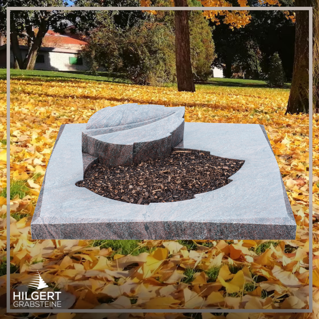 UR-DA-UR118-14 | Hilgert Grabsteine | Urnengrabstein aus Granit