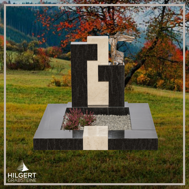 UR-DA-UR173-17 | Hilgert Grabsteine | Urnengrabstein aus Granit