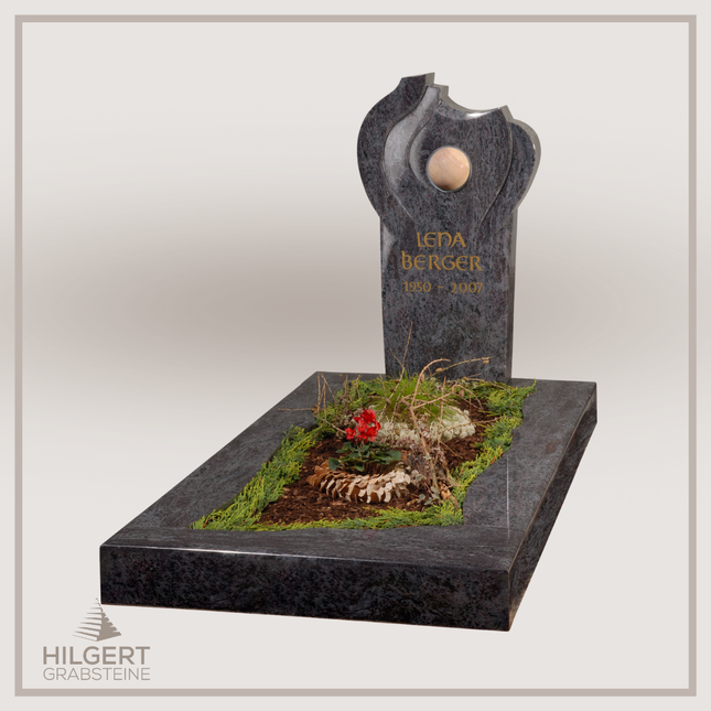 UR-GR-09-2007025 | Hilgert Grabsteine | Urnengrabstein aus Granit
