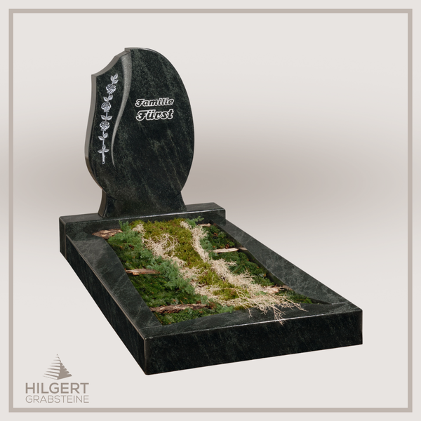UR-GR-09-2007072 | Hilgert Grabsteine | Urnengrabstein aus Granit