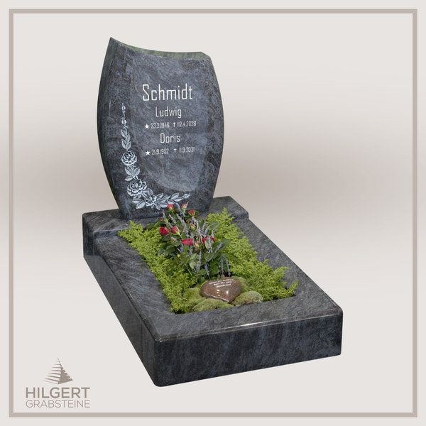 UR-GR-09-53 | Hilgert Grabsteine | Urnengrabstein aus Granit