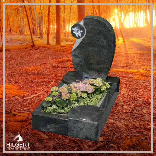 UR-GR-09-55 | Hilgert Grabsteine | Urnengrabstein aus Granit