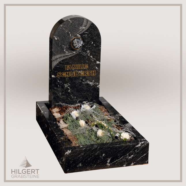 UR-GR-11-2007128 | Hilgert Grabsteine | Urnengrabstein aus Granit