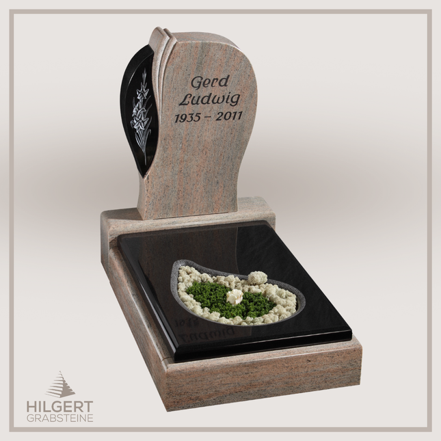 UR-GR-13-316 | Hilgert Grabsteine | Urnengrabstein aus Granit