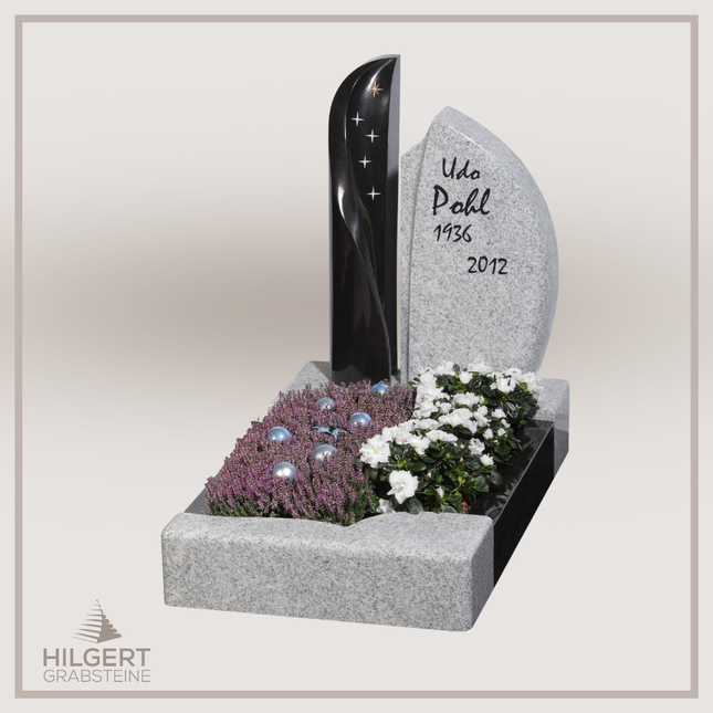 UR-GR-13-329 | Hilgert Grabsteine | Urnengrabstein aus Granit