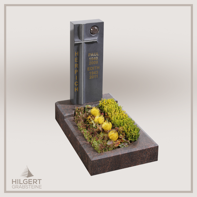 UR-GR-13-336 | Hilgert Grabsteine | Urnengrabstein aus Granit