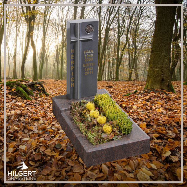 UR-GR-13-336 | Hilgert Grabsteine | Urnengrabstein aus Granit