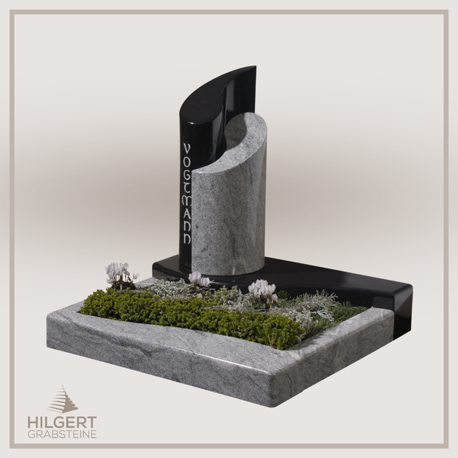 UR-GR-259 | Hilgert Grabsteine | Urnengrabstein aus Granit